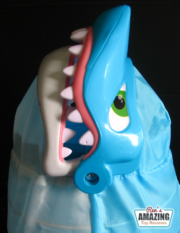 Pressman Toys: Shark Bite game review – Ren's Amazing Toys